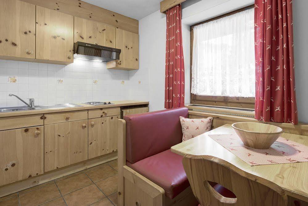 Residence Dolomieu San Cassiano  Luaran gambar