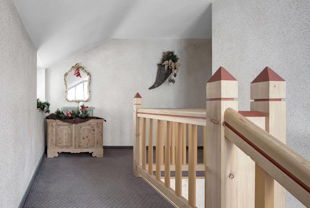 Residence Dolomieu San Cassiano  Luaran gambar